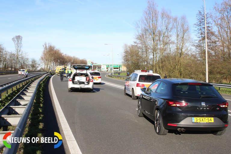 Jongen (11) zwaargewond na oversteken snelweg A44 Oegstgeest