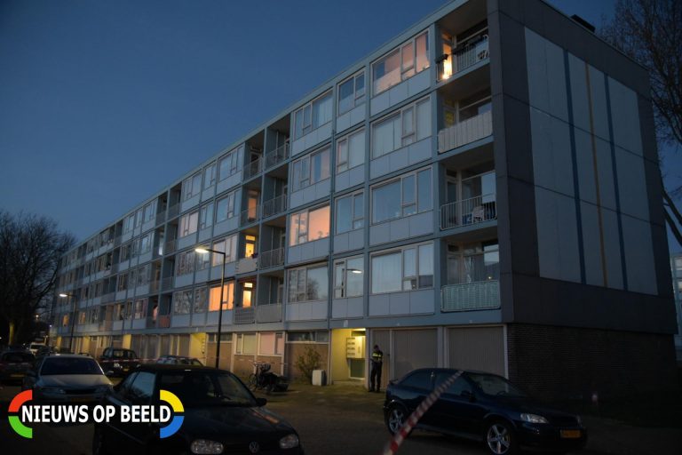Man gewond na steekpartij Floris de Vijfdelaan Vlaardingen
