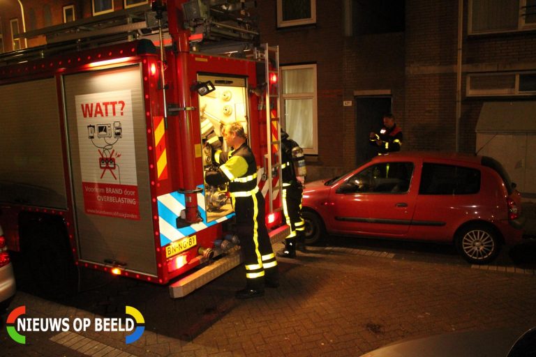 Brandweer met spoed naar brandje in achtertuin Steijnlaan Den Haag