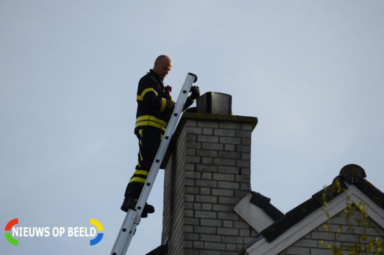 Brandweer rukt uit voor brand in schoorsteen Gaasterland Zoetermeer