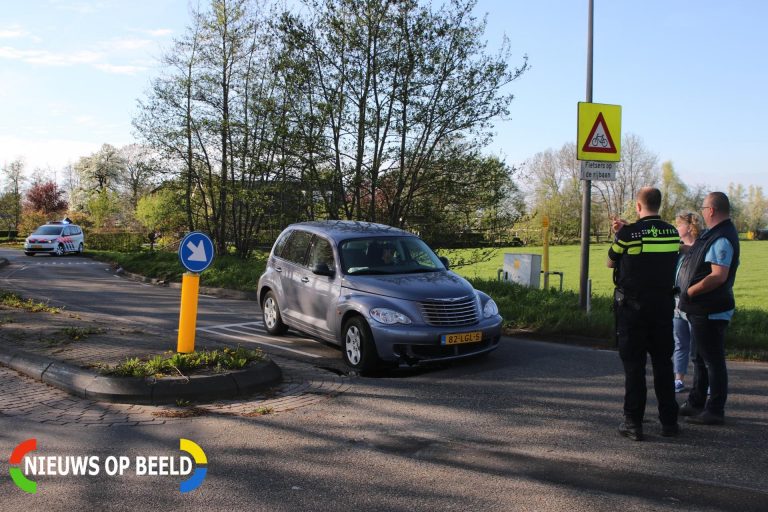 Bestuurder gewond bij eenzijdig ongeval Hondsdijk Koudekerk aan den Rijn