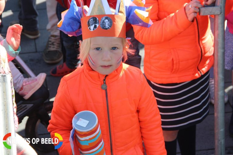 Geslaagde Koningsdag Nachtegaalstraat Krimpen aan den IJssel