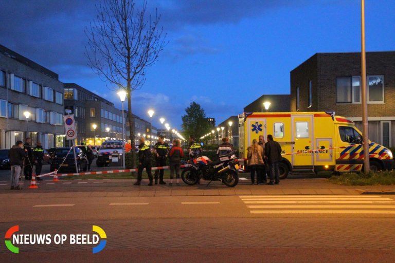 Flinke schade en gewonden na aanrijding tussen scooter en personenauto Oostmeerlaan Berkel en Rodenrijs