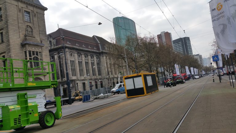 Coolsingel Rotterdam afgesloten voor opbouw Marathon Rotterdam