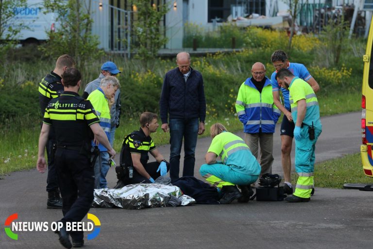 Wielrenner gewond na val op de wielrenbaan Willem van der Madeweg Leiden