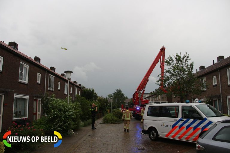 Traumahelikopter zorgt voor veel bekijks Johan de Wittstraat Capelle aan den IJssel