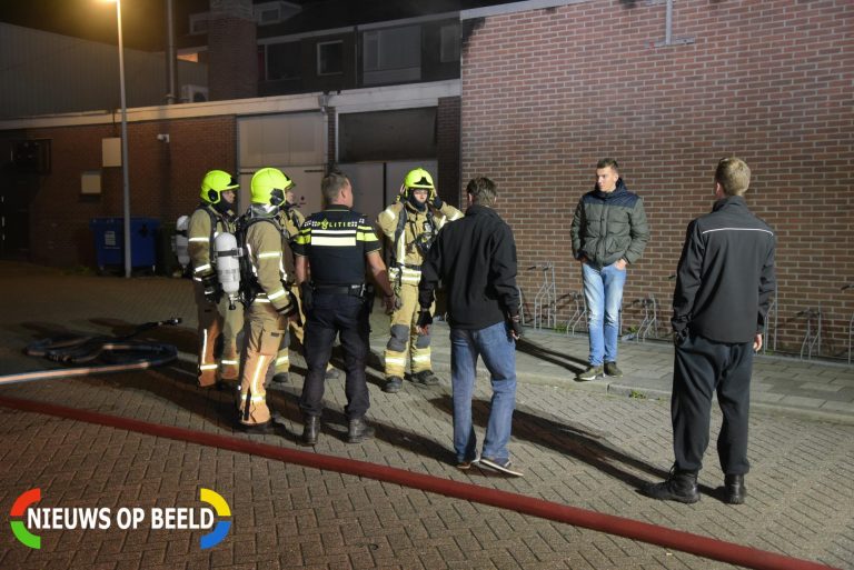 Filiaal en scooters Domino’s pizza verwoest door brand T vlak Barendrecht