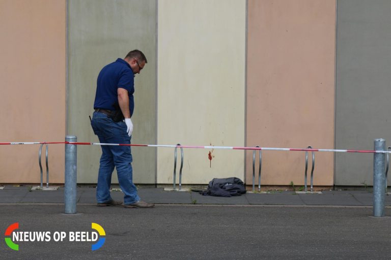 Man zwaargewond bij steekpartij De Limpensstraat Sittard