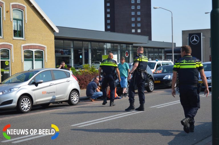 Kindje (3) aangereden door Connexxion-bus Rijksstraatweg Hellevoetsluis