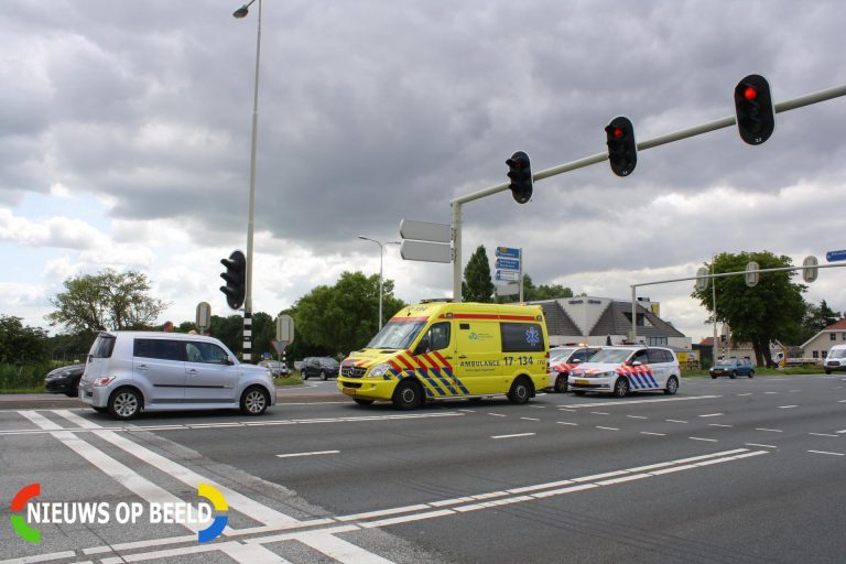 Persoon gewond na kop-staartbotsing Groendalseweg Bleiswijk