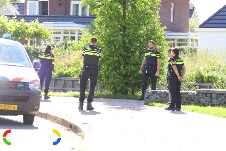 Bewoners treffen inbrekers aan; politie houdt klopjacht Rodenrijseweg Berkel en Rodenrijs