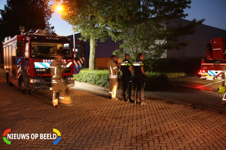Loos alarm bij brandmelding zalmrokerij Van der Hoopstraat Krimpen aan den IJssel