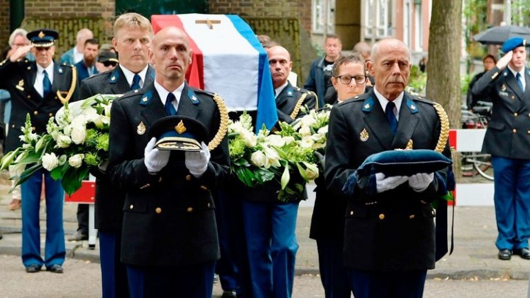 Erehaag bij afscheid van oud-korpschef Gerard Bouman