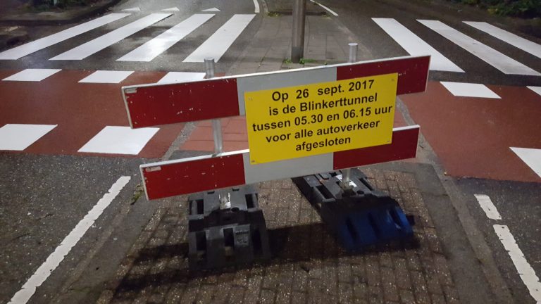 Testen kleppen in waterkeringen Capelle aan den IJssel