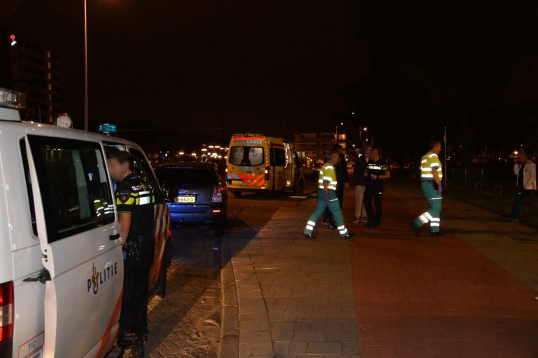 Flinke ravage na een ongeval tussen twee voertuigen Korte Stadionweg Rotterdam