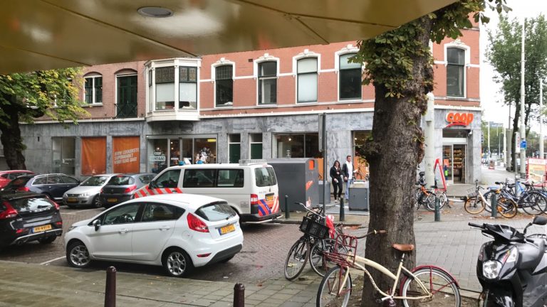 Man overvalt Coop Oostzeedijk Rotterdam