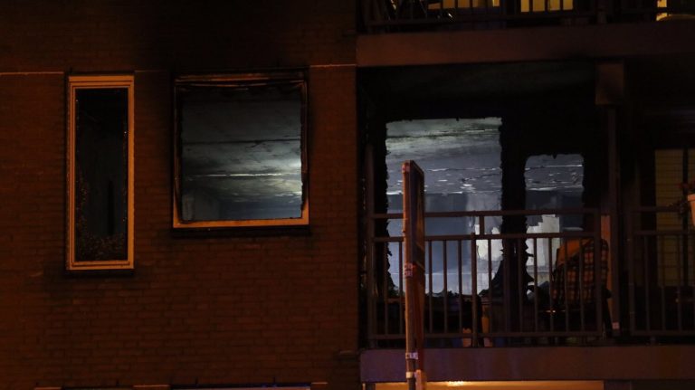 Uitslaande brand verwoest woning Albert Plesmanplein Gouda