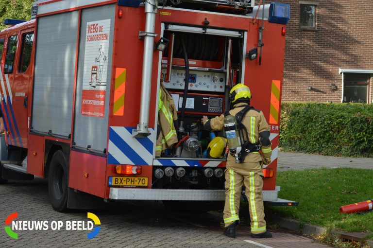 Rooster in woning vat vlam Emmastraat Pijnacker