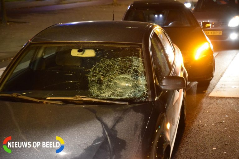Jongen gewond geraakt bij een aanrijding met een personenauto Westzeedijk Rotterdam