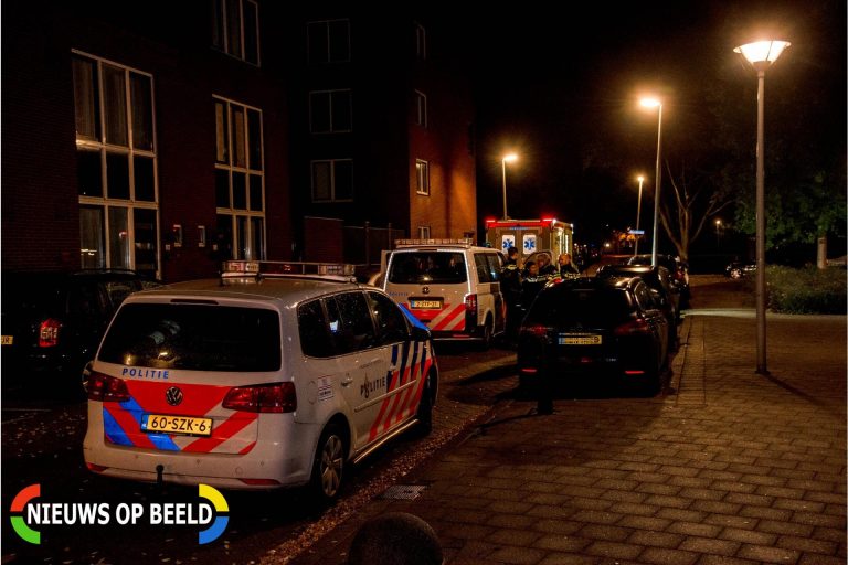 Man raakt lichtgewond bij steekpartij voor woning Bouwmanstraat Rotterdam