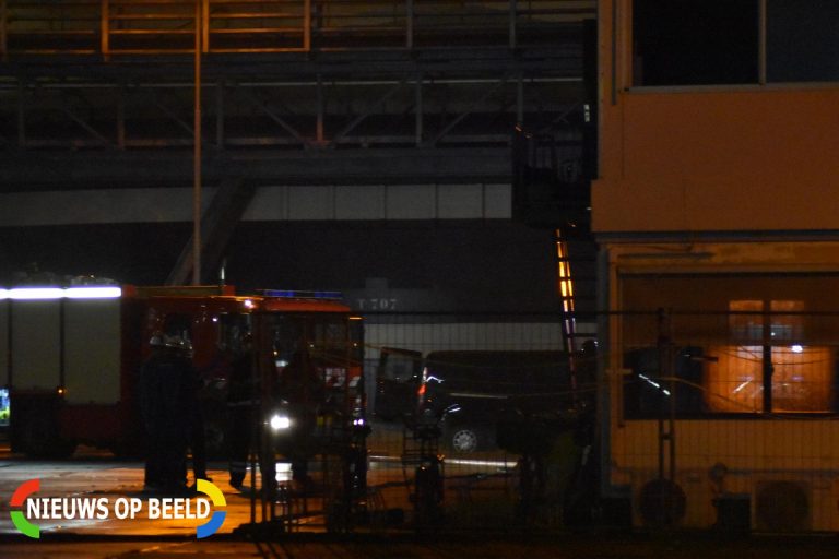 Kachel veroorzaakt brand in gebouw Welplaatweg Rotterdam
