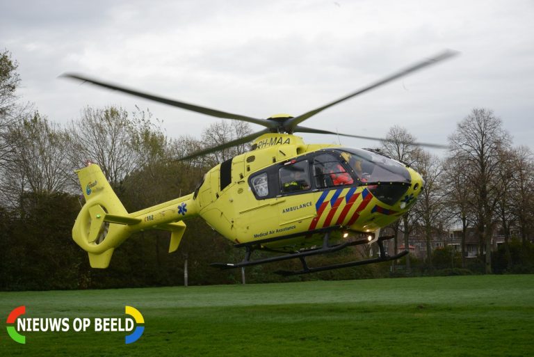 Traumahelikopter assisteert bij medische noodsituatie Zadkinerade Capelle aan den IJssel