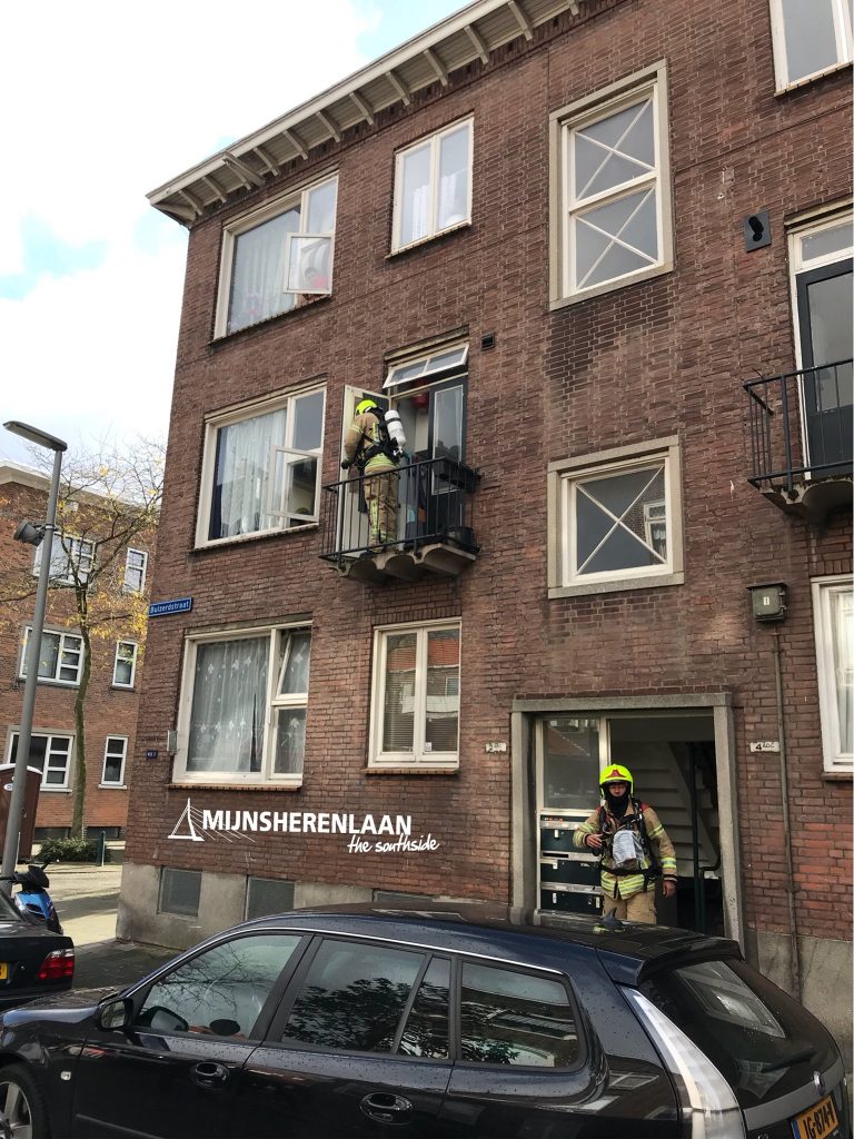 Woningbrand blijkt barbecue Buizerdstraat Rotterdam