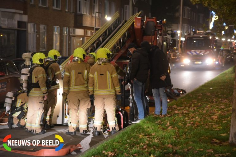 Verwarde man zet gaskraan open, woningen ontruimd Strevelsweg Rotterdam