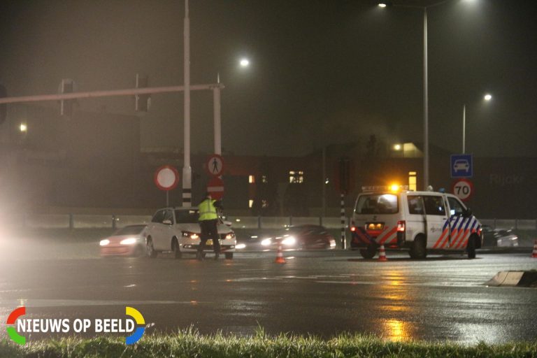 Aanrijding tussen twee personenauto’s Abram van Rijckevorselweg Capelle aan den IJssel