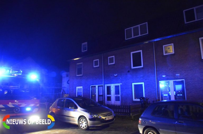 Zolder zwaar beschadigd door brand Roerdompstraat Gouda