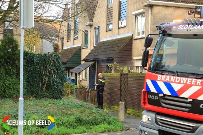 Bewoner gewond na gesprongen leiding stadsverwarming Ernst Barlachrade Capelle aan den IJssel