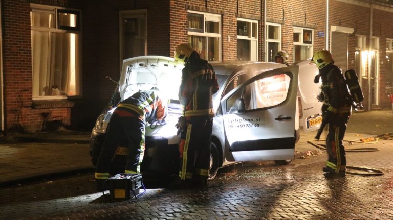 Kleine brand in auto  F.W. Reitzstraat Gouda