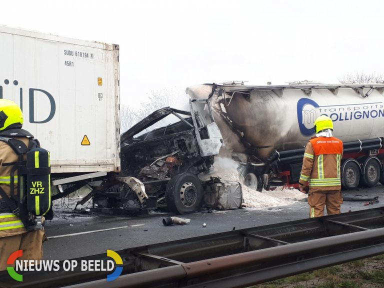 Dode na zeer ernstig ongeval met vrachtwagens A29 Hellegatsplein
