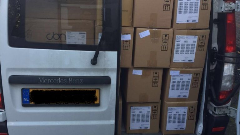 Groot netwerk aan illegale Ziggo modems uit de lucht gehaald in Rotterdam