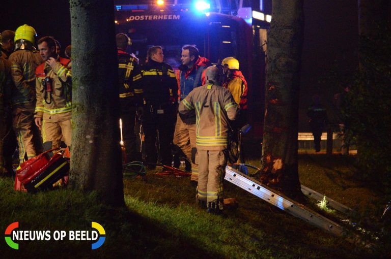 Automobilist om het leven gekomen bij botsing met boom N209 Bleiswijk
