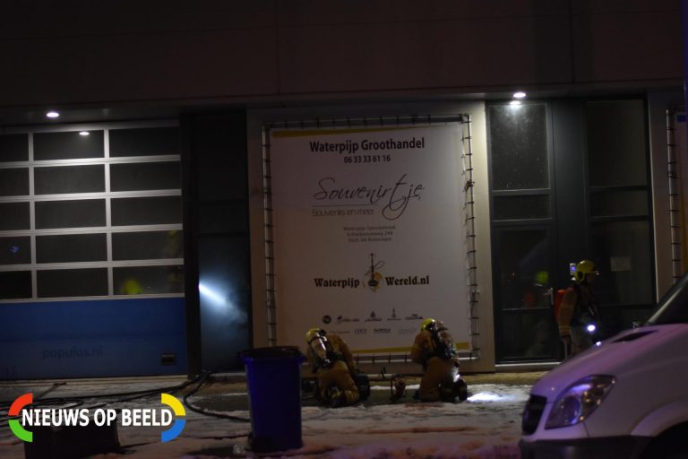 Brand in bedrijfspand Vlaardingweg Rotterdan