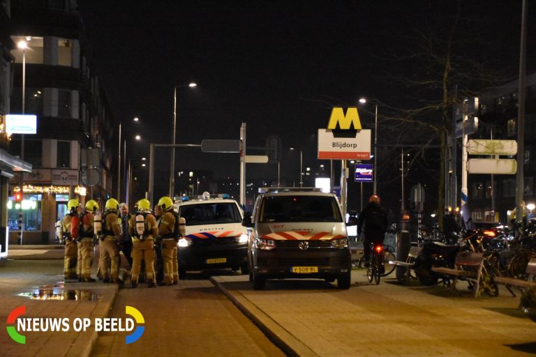 Gaslucht metrostation Blijdorp blijkt benzinelucht van geparkeerde auto Statenweg Rotterdam