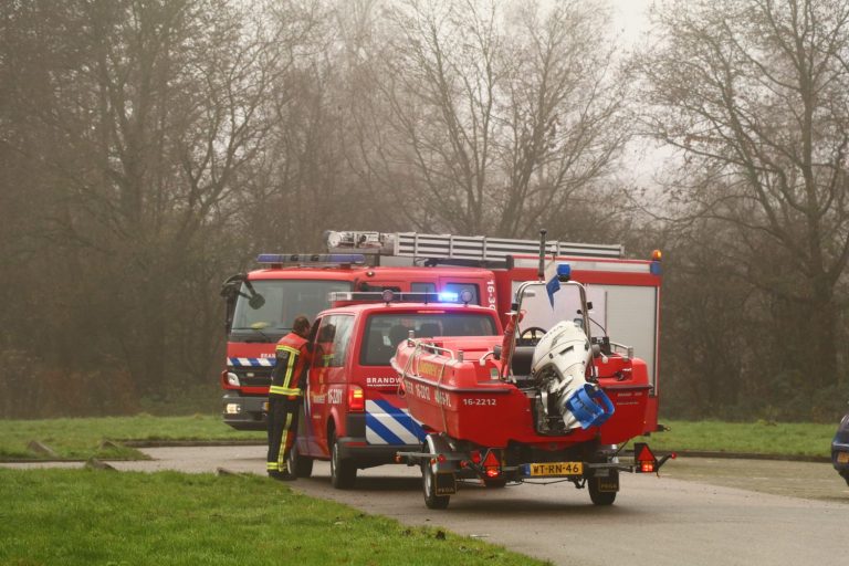 Persoon te water Reeuwijksehoutwal Reeuwijk blijkt zwemmer te zijn