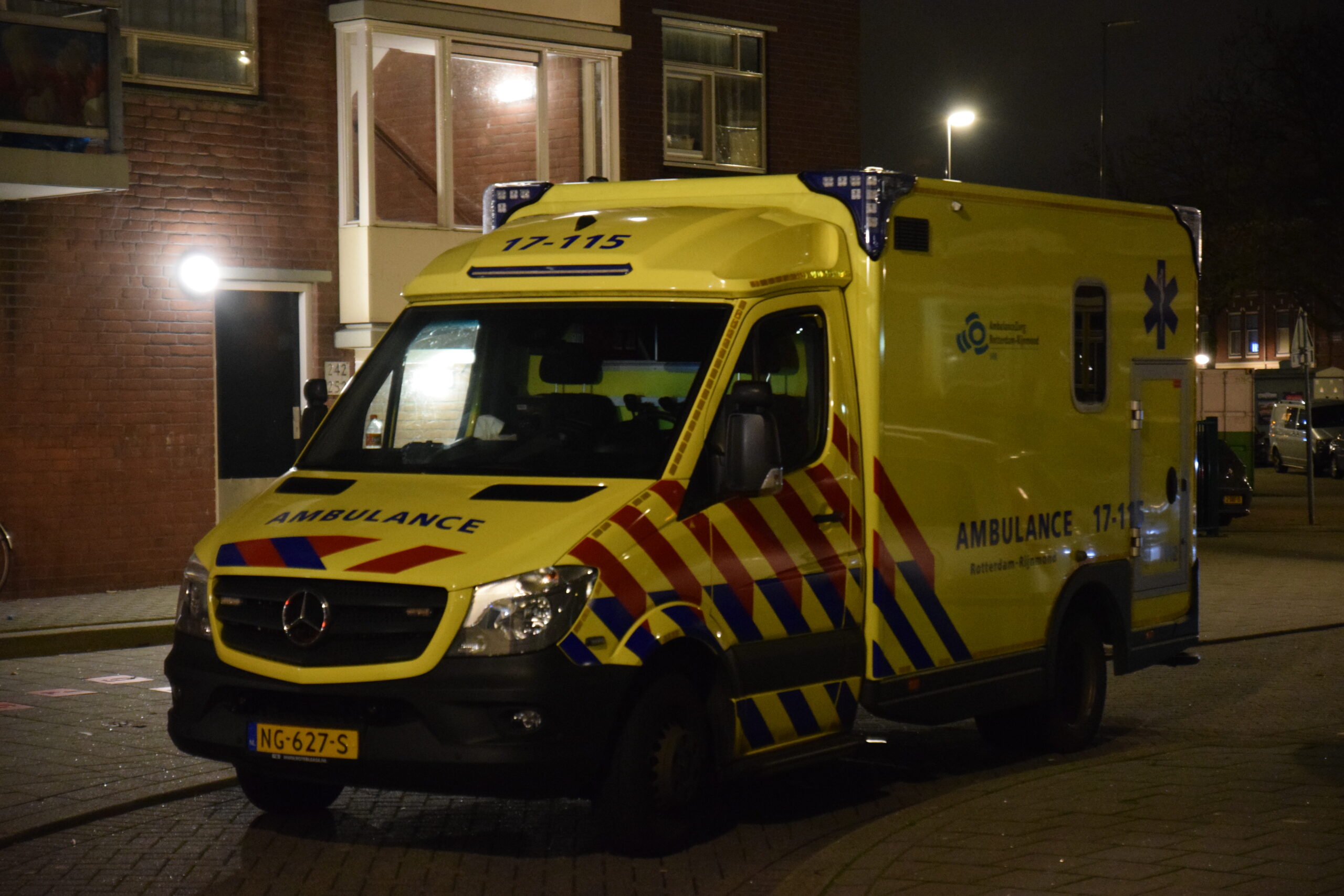 Stockfoto Ambulance 17-115