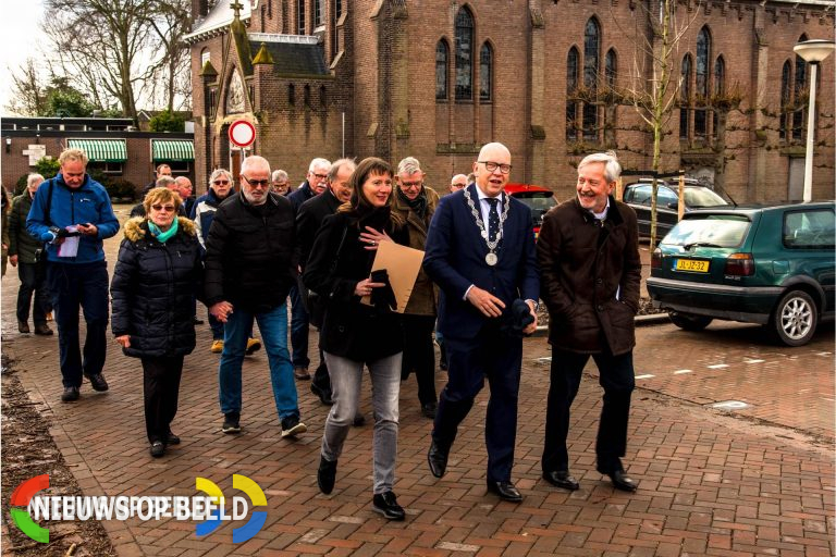 Herdenking 65e waternoodsramp Albrandswaard Dorpsdijk Rhoon