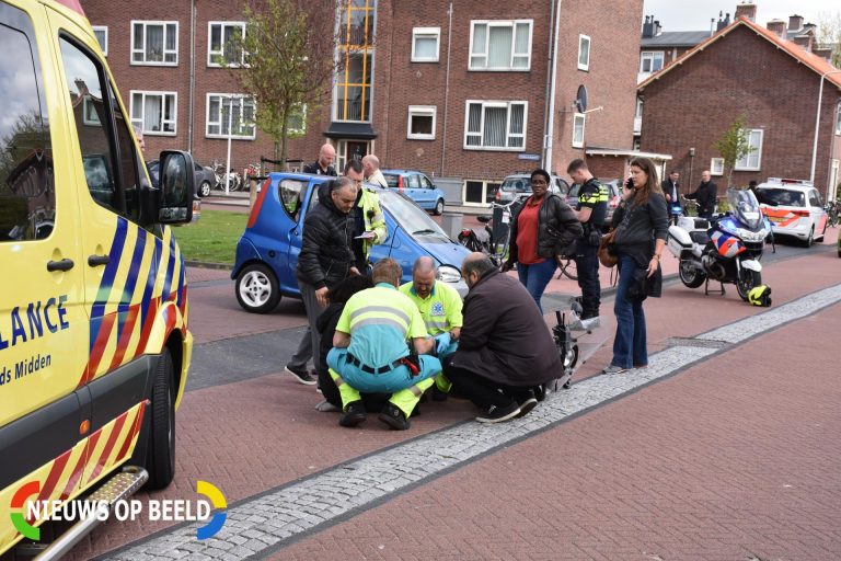 Brommobiel botst op scooterrijdster Willem de Zwijgerlaan Leiden