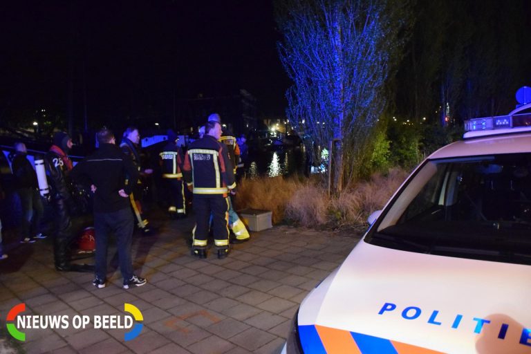 Omstanders redden dronken vrouw uit het water Buurtje Gouda