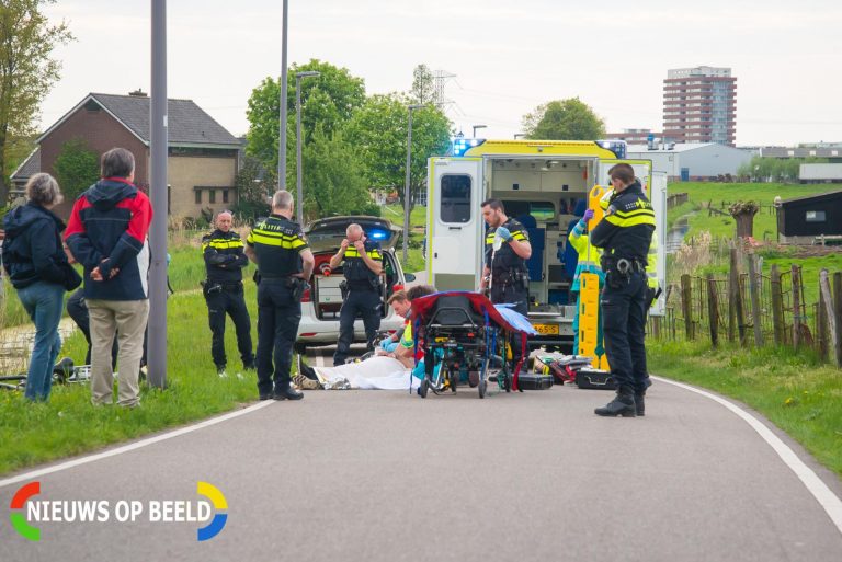 Traumahelikopter uitgerukt voor zwaargewonde fietser Bostelweg Rotterdam