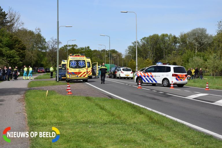 Gewonden na frontale aanrijding tijdens inhaalactie Veurseweg Leidschendam