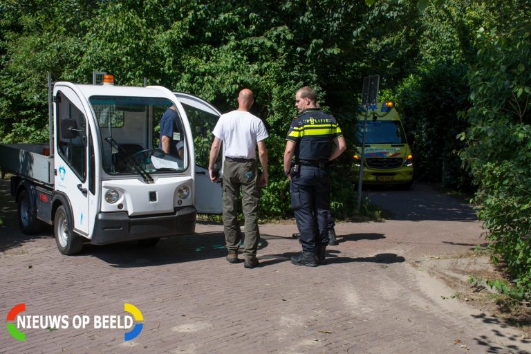 Fietser gewond na aanrijding op begraafplaats Burgemeester Nederbragtpark Voorburg