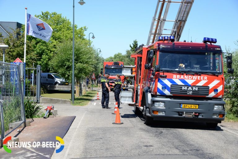Brand in dak van slachterij en uitbeenderij ‘s-Gravenweg Nieuwerkerk aan den IJssel