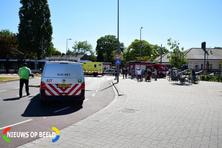 Gewonde na ongeval met tram en personenauto Beukendaal Rotterdam