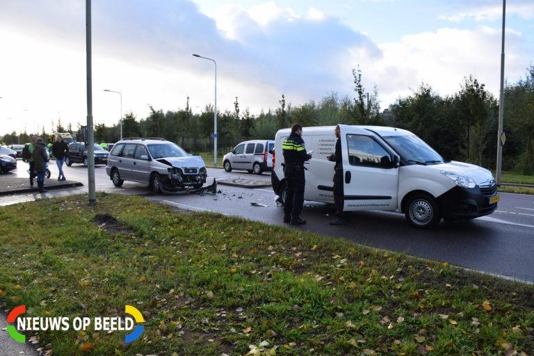 Flinke verkeersdrukte door ongeval Burgermeester jamessingel Gouda