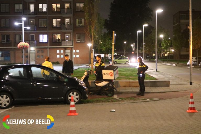 Maaltijdbezorger gewond na aanrijding met auto Parkweg Schiedam