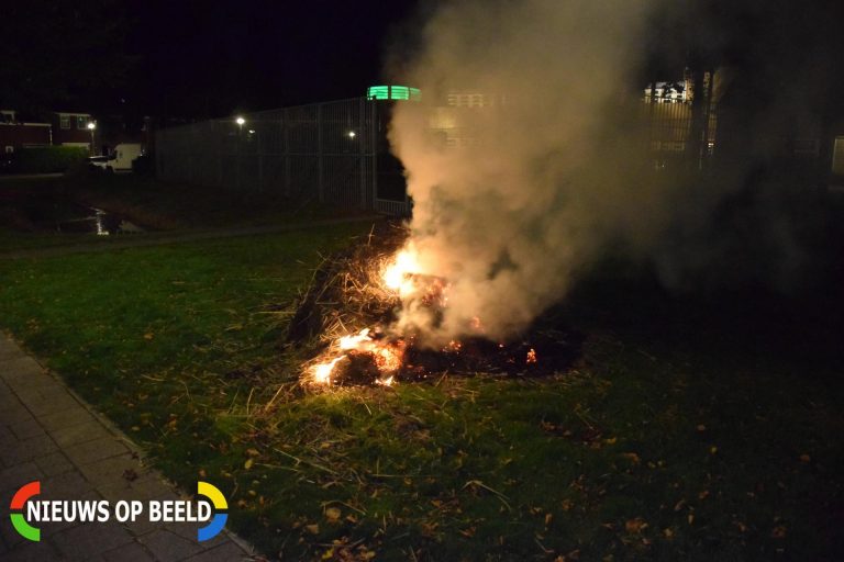 Jeugd steekt compost hoop in de brand Noothoven van Goorstraat Gouda